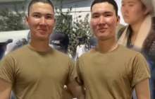 «Өлтірді, одан кейін оны ілді»: Әскерде көз жұмған Дінмұхамедтің туыстары оның өз-өзіне қол салғанына сенбейді