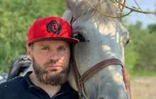 "Мұсылман болу сондай бақыт!": Ислам дінін қабылдаған Максим Келлер