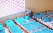 "Апай құлағымды бұрап, кесіп аламын деді": Нұр-Сұлтанда балабақша тәрбиешісінің былығы әшкере болды