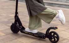 Депутат Алматыда электросамокаттарды жалға беруді тоқтатуды талап етті