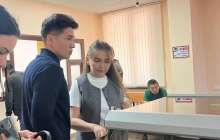 “Бәрі осындаймен айналысады“. Жанәбіловтер сотқа келді