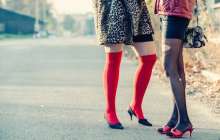 "Қаласаң — еркекпін, қаламасаң — әйелмін": Атырауда екі трансвестит жезөкше ұсталды