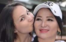 "Сырттан бал ашпаңыздар": Гүлзира Айдарбекова көпшіліктің сұрағына жауап берді