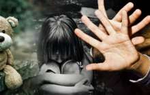 “Баланы 10 минут бойы қысып, азаптаған” - Алматылық тәрбиешінің іс-әрекеті елді шошытты