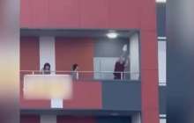 «Біреудің басына тиеді ғой»: Астанада биіктен су толы пакет лақтырған балалардың әрекеті желіні шулатты (ВИДЕО)