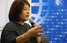 Назгүл Қожабек: Өзімен өзі екі қыз бір-бірімен жатып жүр. Жата берсін