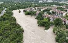 АҚШ-тағы су тасқыны: қайтыс болғандар саны 110 адамға жетті