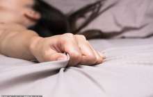 "Келін ұлымды түрмеде шірітемін деп айтқан еді". Оралда "13 жасар өгей қызын зорлады" деп күдікке ілінген ер адамның соты басталды