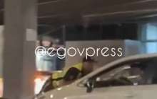 Алматылық бойжеткен полицейді көлігімен бірге сүйреп әкетті