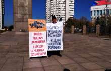 Адвокат "митинг заңын бұзды" деп қамалғандардың аштық жариялағанын айтады