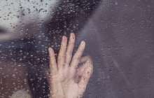 Шымкентте әйел 5-қабаттан секірмек болды