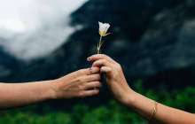 Как казахстанский бизнес поддерживает граждан