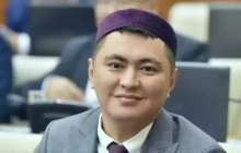 «Оптом» болады»: Дәулет Мұқаев 50-60 баланың тұсауын кесетінін айтты 