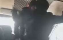 Автобус жүргізушісі қарт жолаушыға күш көрсетіп, көліктен итеріп жіберген (видео)