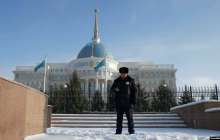 Бозымбаев президент көмекшісі болды, Қалетаев қызметінен кетті