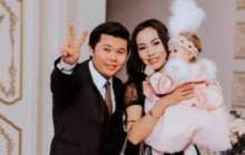 Ернар Айдардың қызының тұсауын Мейрамбек жұбайымен бірге кесті (ВИДЕО)