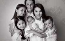 Брифинг кезінде министр Бағдат Мусиннің бесінші баласы дүниеге келді