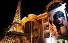 Алматыда ер адам «Эйфель» мұнарасынан секіріп өлмек болды