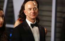 Кіріс алғаш рет 100 млрд доллардан асты. Джефф Безос Amazon басшылығынан кетеді