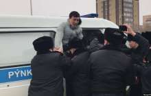 Жексенбідегі митингіде полиция "80 адамды әкетіп, 4 адамды қамады"