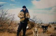 "Мен ғашық болған Мейрамбек". Әнші 21 жастағы суреттерімен жұртты тәнті етті (фото)