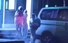 Моңғолияда жас босанған әйелді сәбиімен далаға шығарған: Ел үкіметі отставкаға кетті 