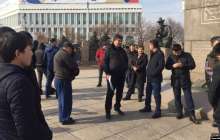 Алматыда шетелден көлік алғандар утилизация алымын азайтуды талап етті