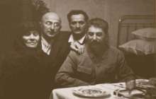 Сталин анасына неге сирек барған?