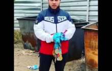 "Маған енді керек емес": Қазақстандық ауыр атлеттер Альберт Линдер өлімінен соң медальдарын қоқысқа лақтырды