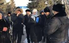 "Адам азаптады" деп айыпталған полиция қызметкерлерінің туыстары наразылық білдірді