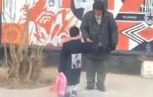 Мұқтаж жанға соңғы ақшасын санап берген оқушы "Жыл меценаты" атанды