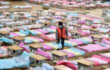 Қытайда эпидемия басталмай тұрып коронавирустан сақтандыруға тырысқан дәрігер көз жұмды