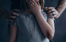 Ақмолада екі ер адам 12 жастағы қызды зорлап келген: Күдіктілердің біреуі бұрынғы полиция қызметкері