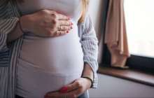 Мектептің 35 жастағы мұғалімі өзінің оқушысынан жүкті болып қалды