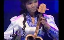 Таңертең тұрсақ, ешкім жоқ: айтыскер Оразалының қызы анасынан қалай айырылып қалғандарын айтты