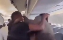 Бүкіл әлемге танымал әзілкеш пен блогер ұшақ ішінде төбелесіп, шу шығарған (ВИДЕО)