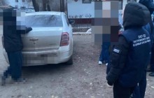«25 түйіншек табылды»: Оралда екі студент қыз қамауға алынды