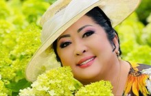 "Қимай-қимай қоштасып жатырмын...": Мақпал Жүнісова желіге ерекше видео салды (ВИДЕО)