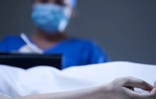 Елге танымал заңгер шаш ектіремін деп көз жұмды (ФОТО)