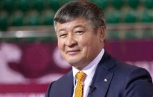 "Тоқтатайын деп шешім қабылдадым". Дәулет Тұрлыханов шұғыл мәлімдеме жасады