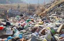 Семей маңында сегіз млн теңгеге салынған қоқыс полигоны бір жылдан соң қирап қалған