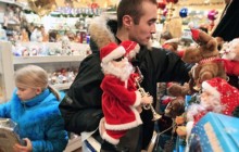 “Жаңа жылда үйді безендіретін қазақтар, оңбайсыңдар!”: "Барахолканы" аралаған еркек жұртты шошытты