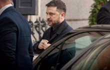 "Зеленский елден қашып кетуі әбден мүмкін": Украина президенті жайлы хабар тарады (ВИДЕО)