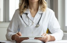 Дәрігерлерге күш көрсеткендер 10 жылға дейін сотталады: Мәжіліс жаңа заң қабылдады