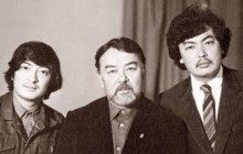 "Бір өкінішім – бетінен бір сүймеппін": Асанәлі Әшімов Сағи ұлын еске алып, жылап қалды (ВИДЕО)