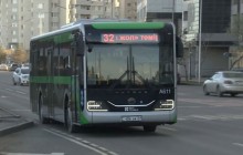 Жеке көліктен гөрі автобуспен жүрудің тиімді болғаны жақсы - Тоқаев