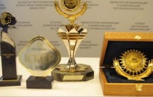 Қазіргі президент экс-президентті бар атағынан айырды