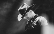 «Қайтыс болатынын түсінде үш рет көрген»: Танымал әншінің түсі шын өмірде қайталанды