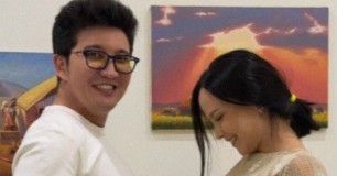 Танымал әнші Айқын Төлепберген қызының атын кім деп қойғанын айтты (ВИДЕО)