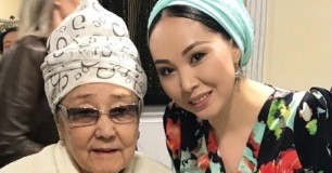 Бибігүл Төлегенова Қарақат пен Қыдырәлінің тұңғышына құттықтау жолдады